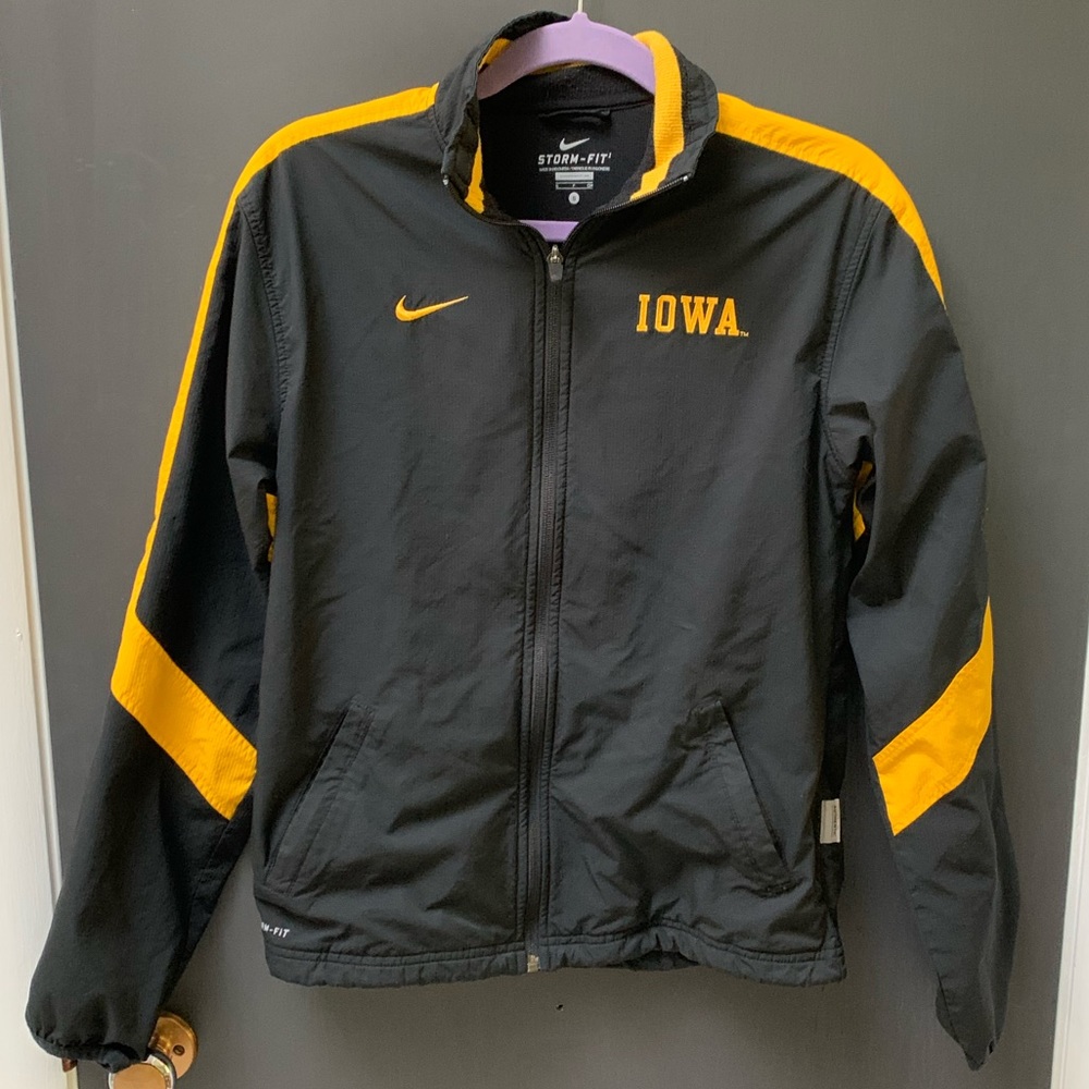 Nike Storm Fit Iowa Hawkeyes Jacket Size S